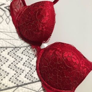 Red Lace Push-Up Bra